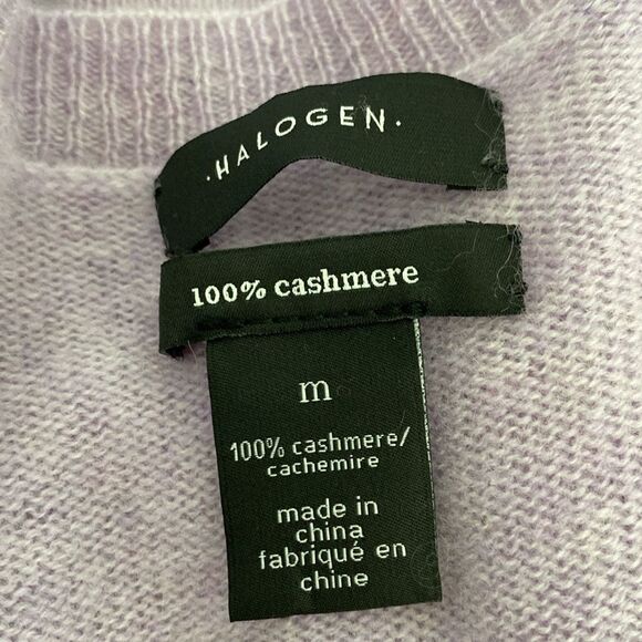 Halogen 100% Cashmere Lilac Relaxed fit V neck Sweater
Size Medium - Picture 12 of 12